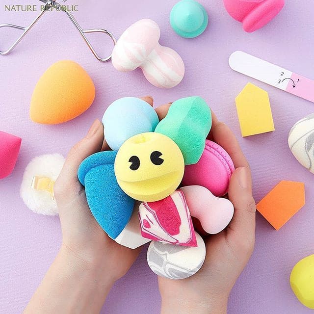 Set of 35 Beauty Tool Lucky Puff, Soft Makeup Sponge Puff Set With Bath Net And Eyelashes Curler, Women Makeup Beauty Tool Set of 35 Beauty Tool Lucky Puff, Soft Makeup Sponge Puff Set With Bath Net And Eyelashes Curler, Women Makeup Beauty Tool